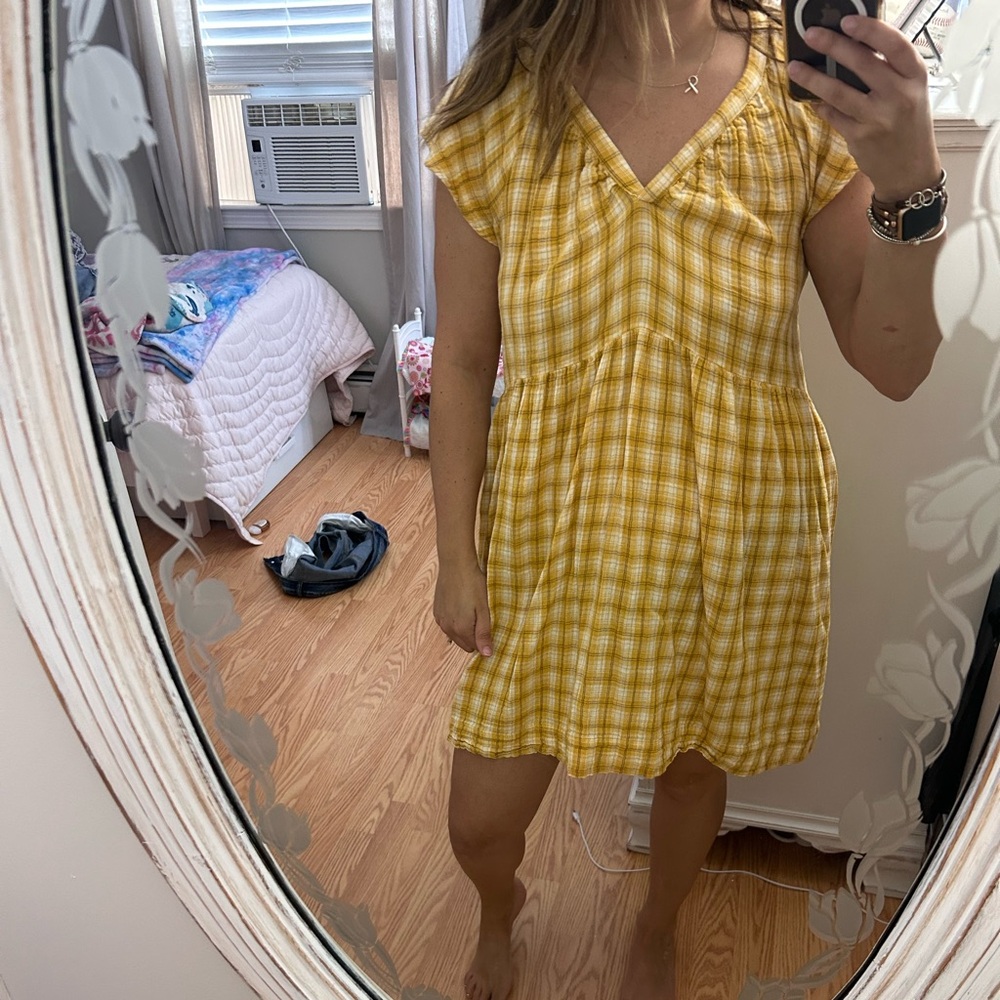 Old navy yellow dress